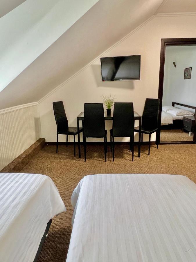 Hotel Карпатський Затишок à Slavsko Extérieur photo