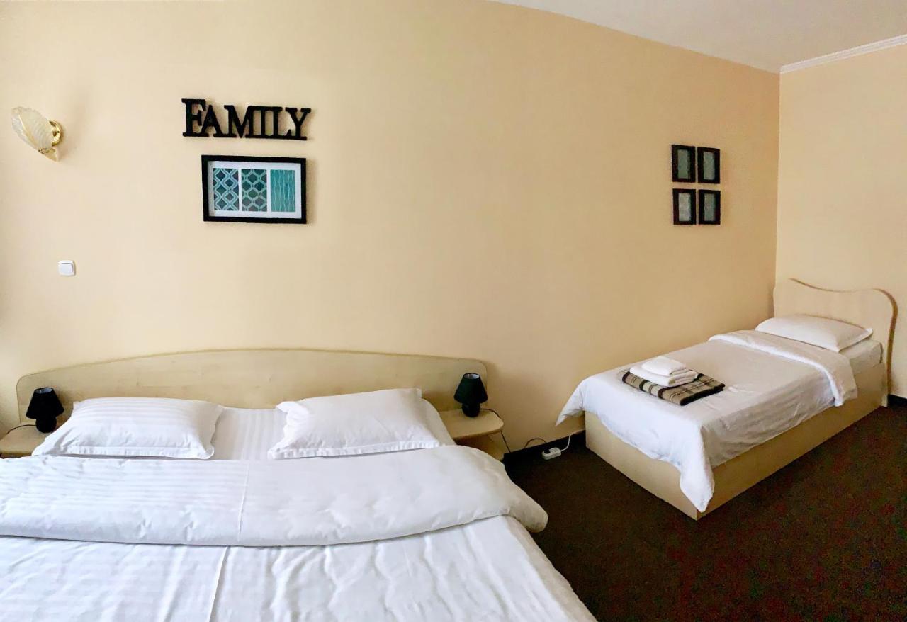 Hotel Карпатський Затишок à Slavsko Extérieur photo
